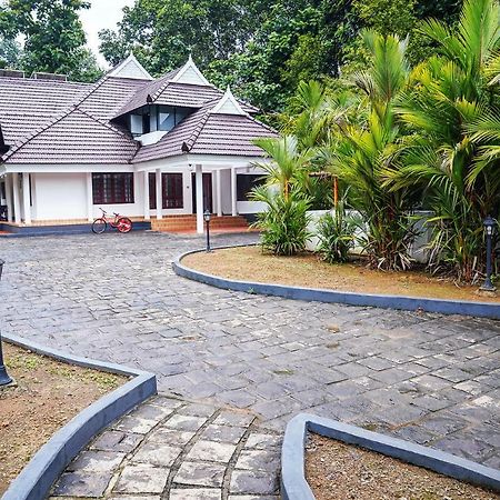Thanal Villa - A Place To Call Your Home Muvattupuzha Exteriör bild